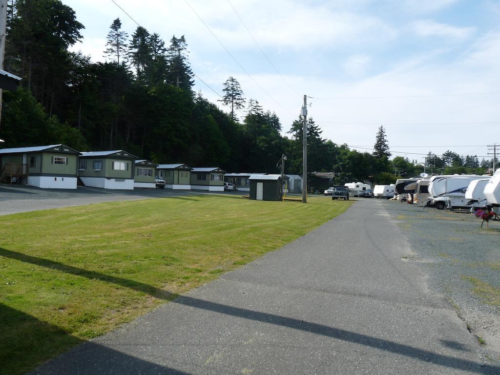 Driftwood By The Sea Inn Campbell River Exterior photo